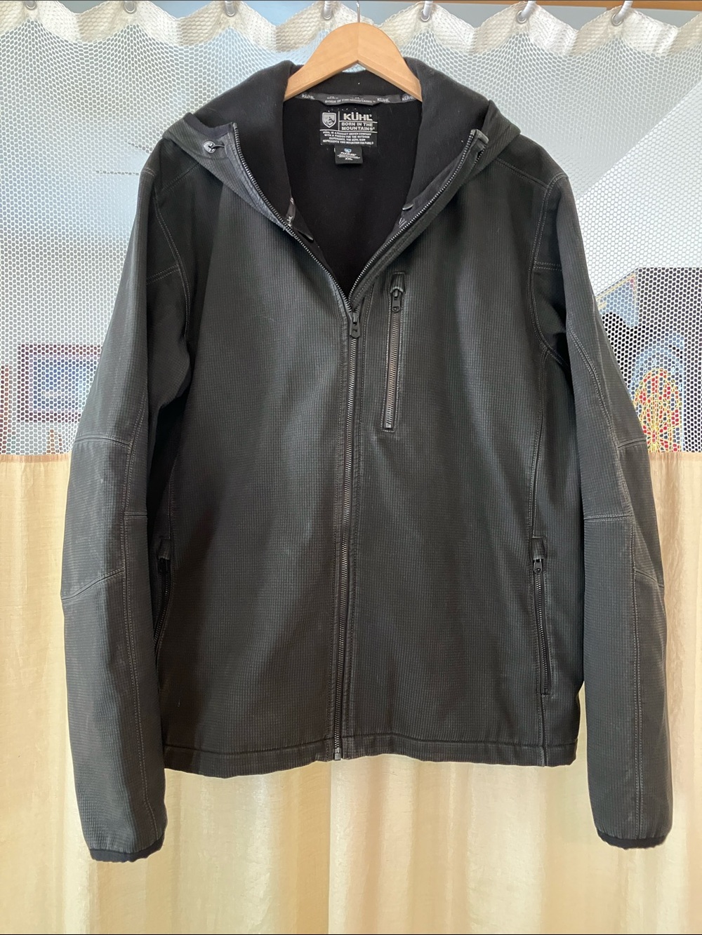 Kuhl Men's Black Hooded Softshell Windbreaker